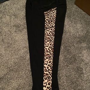 Zyia leopard Capri